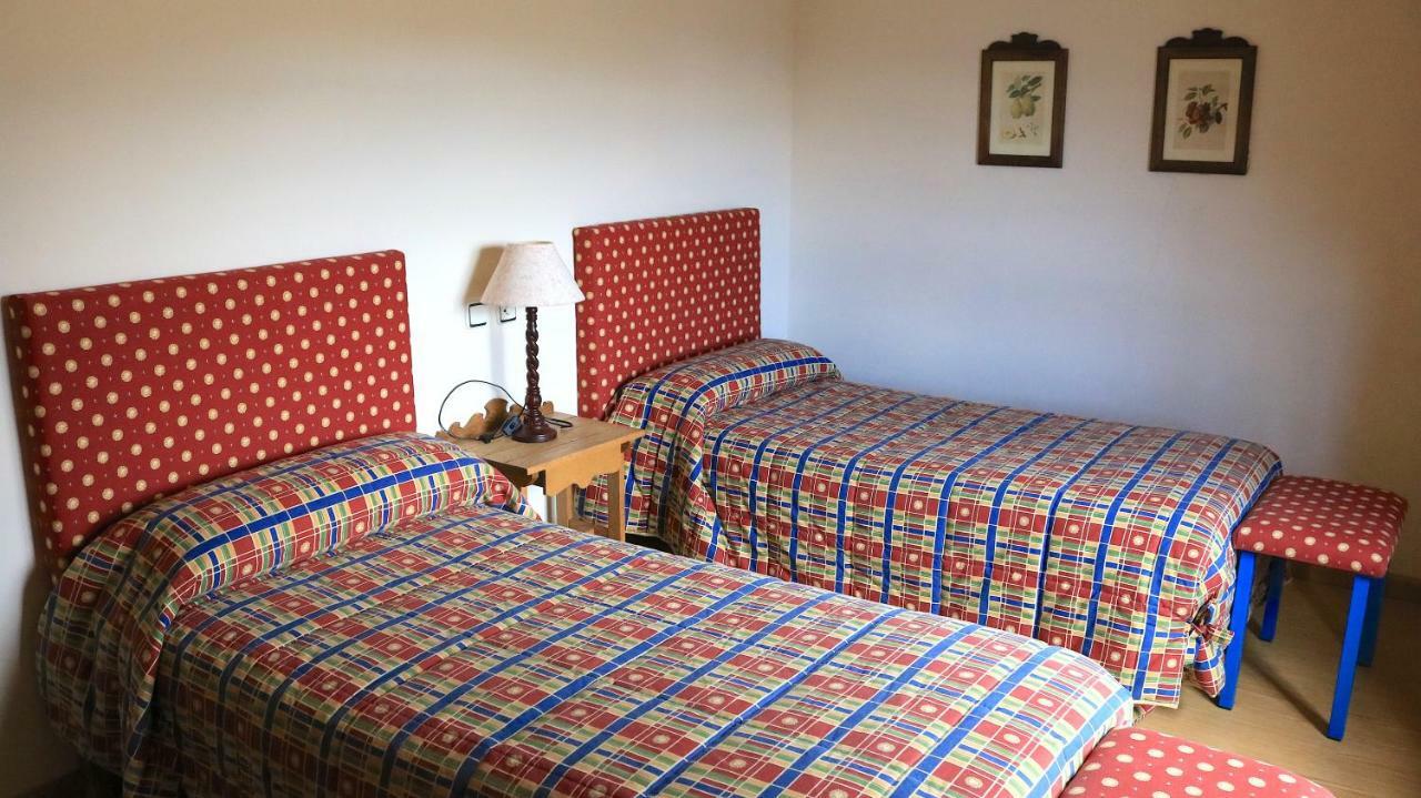 Hotel Miralba Alba de los Cardaños Екстериор снимка